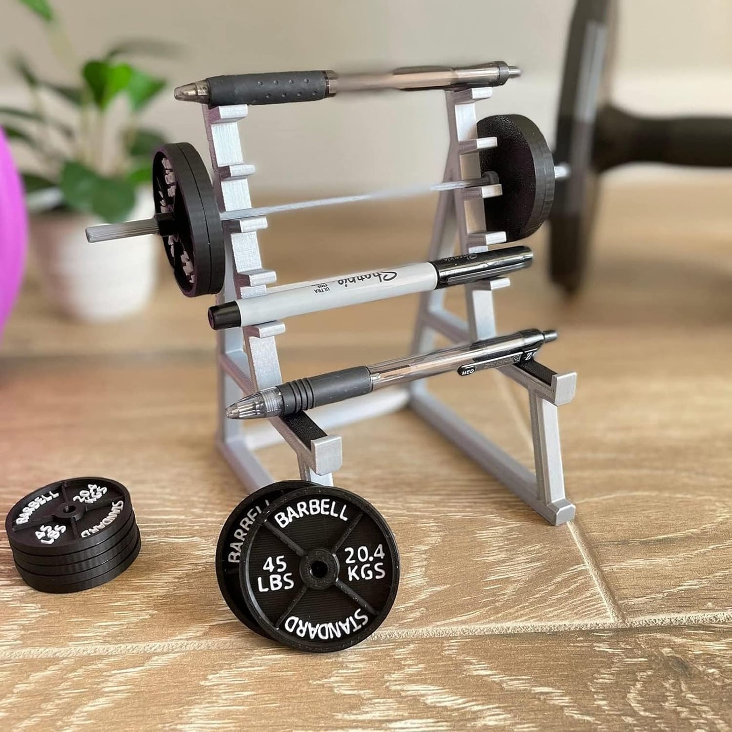 Squat Rack Pen Holder Fun Desk Accessories for Office Funny Pen Holder for Men Desk Mini Pen Organizer Unique for All Fitness Enthusiasts and Weightlifting Fans